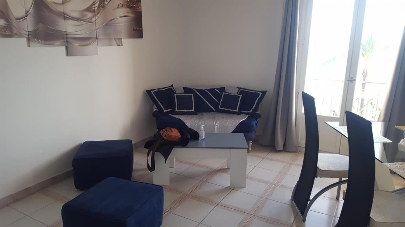 Au De Cagnes *